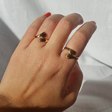 Cargar imagen en el visor de la galería, Anillo Abbraccio